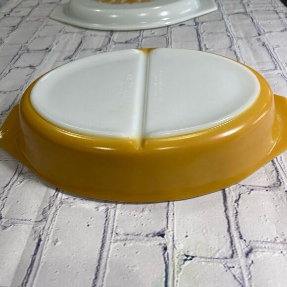 Pyrex Casserole Dish with Decorative Lid Butterfly Gold Divided Oven Baking Only - Picture 10 of 11